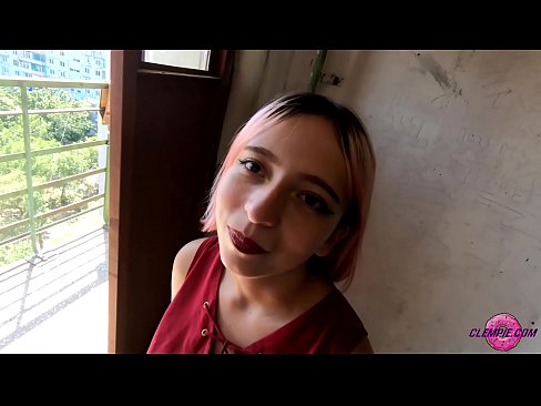 ❤️ د شاګرد حساسیت په بهر کې یو اجنبی سړی وخوري - د هغه په مخ کې ☑ ❌❤
